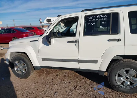 2010 Jeep Liberty Sport from USA, damaged, VIN 1J4PN2GK3AW139647